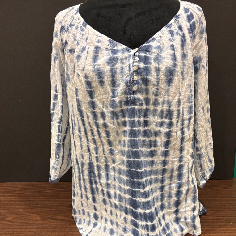 Chaps Navy and White Patterned Blouse